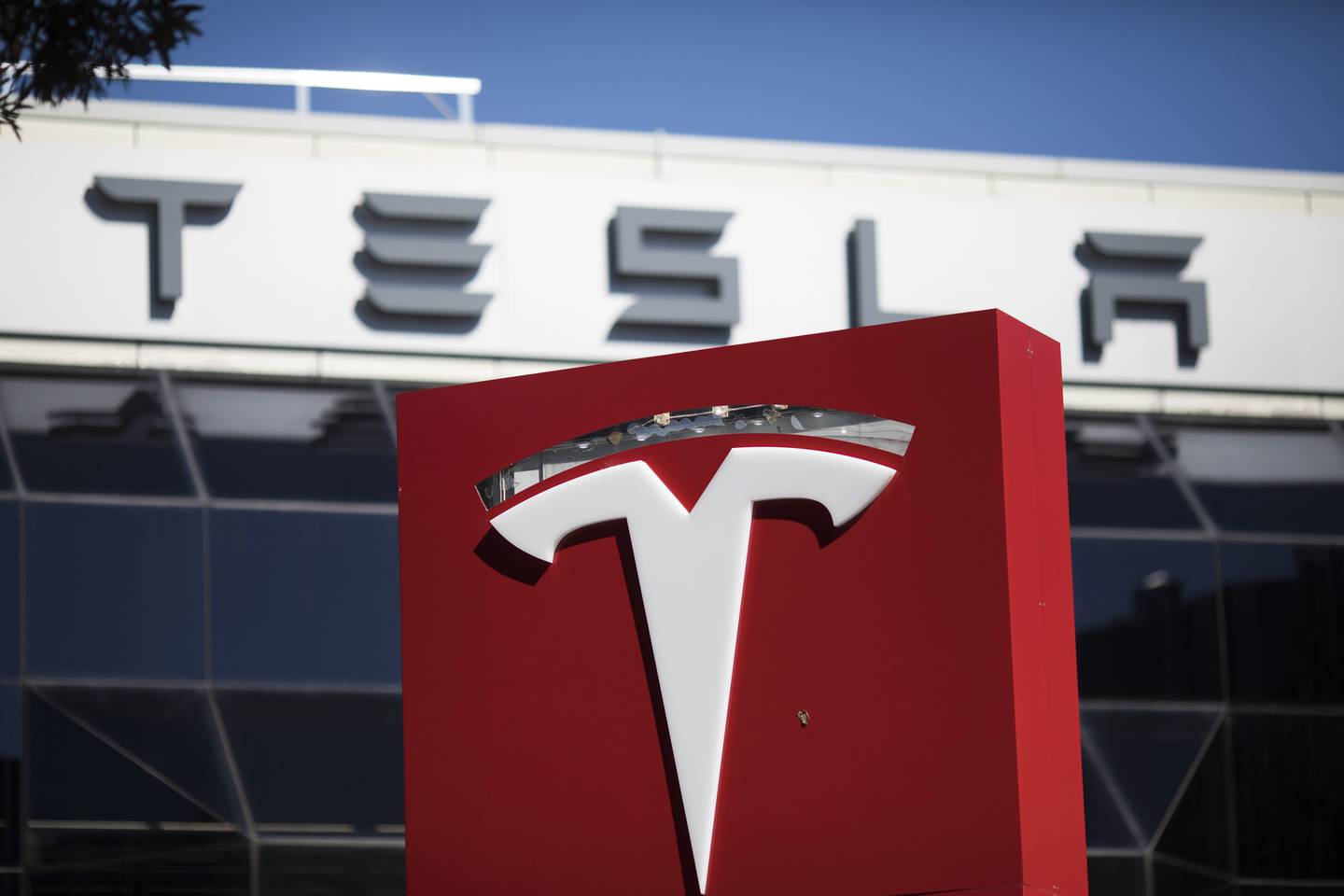 Tesla ofrece una mirada sin precedentes al equipo que hay detrás de Elon Musk