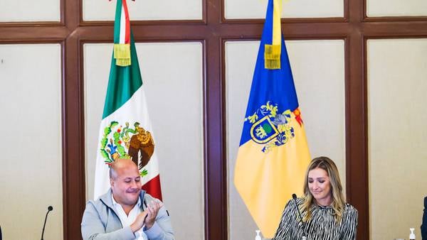 Biva firma acuerdo para acercar a empresas de Jalisco al mercado accionariodfd