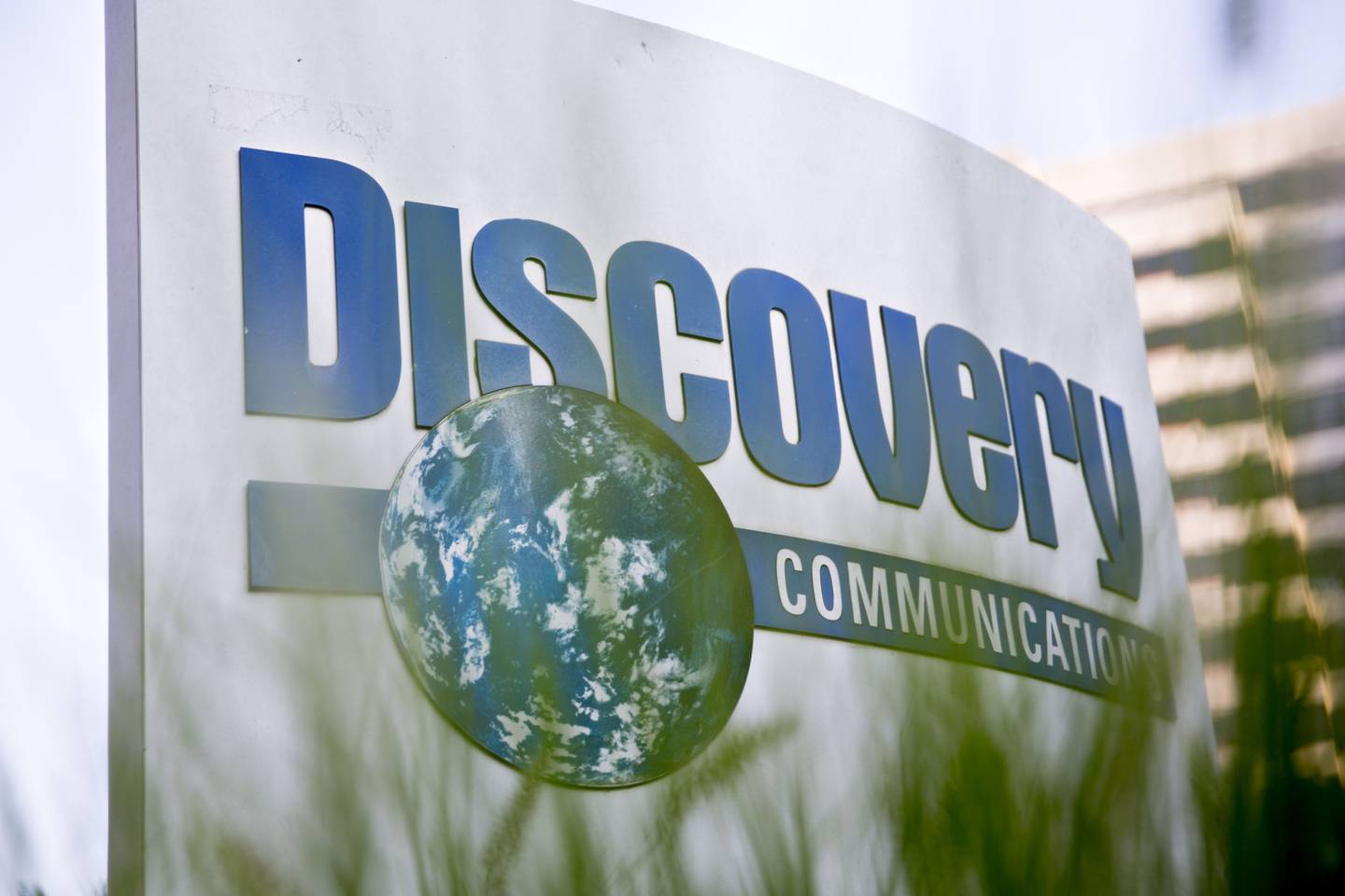 Exterior de la sede de Discovery Communications Inc. en Silver Spring, Maryland, EE.UU.