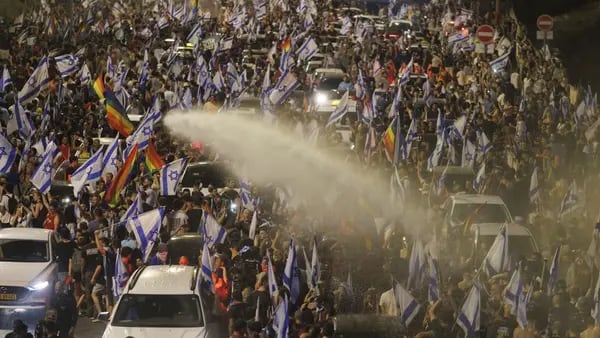 Israelíes contra reformas de Netanyahu dicen que le declaró la “guerra a las mujeres”dfd