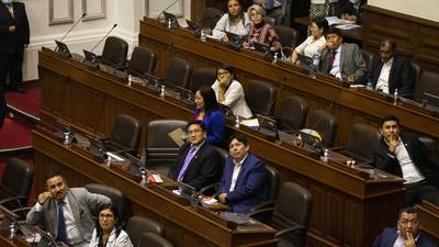 Crisis en Perú sigue agravándose: Congreso no logra aprobar adelanto de eleccionesdfd