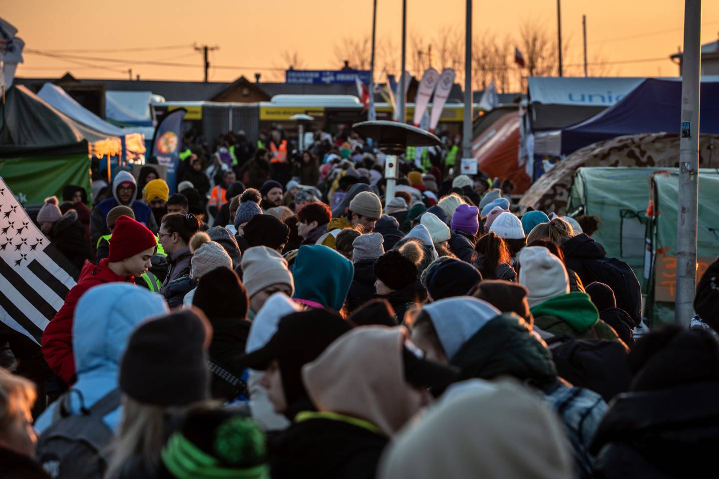Refugiados ucranianos na fronteira de Medyka na Polônia