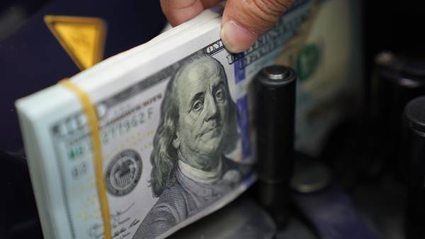 Dólar blue sin techo: saltó $6 este lunes, 27 de junio y perforó barrera psicológicadfd