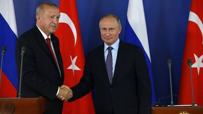 Erdogan conversa con Putin; podría ser mediador tras acuerdo sobre granos en Ucraniadfd