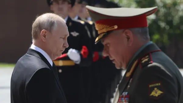 La mitad de los rusos quiere que Putin ponga fin a la guerra en Ucrania, según un sondeodfd