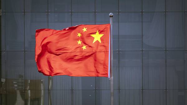 Inversores mundiales huyen de China por temor a que riesgos eclipsen beneficiosdfd