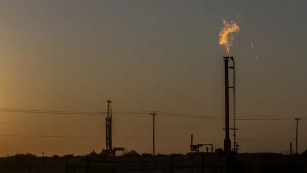 Principales contaminadores de EE.UU. deben reducir el metano para evitar sancionesdfd