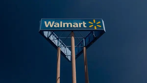 Walmart retira aromatizante en EE.UU. por rara bacteria relacionada con muertesdfd