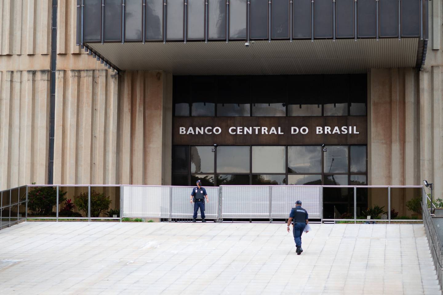 Banco central Brasil mantendría tasas altas más tiempo en 2023