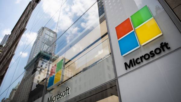 Microsoft crea app para ayudar a empleados híbridos decidir cuando ir a la oficinadfd