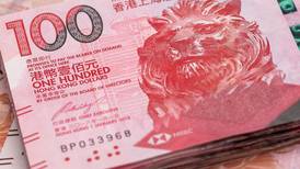 Hong Kong interviene en mercado ante debilidad de moneda frente al dólar