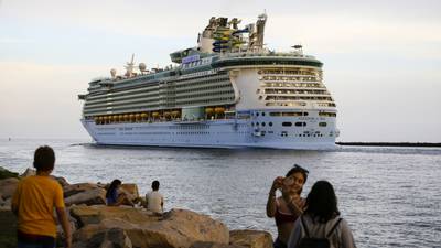 Royal Caribbean busca grado de inversión y los viajeros de México son clavedfd