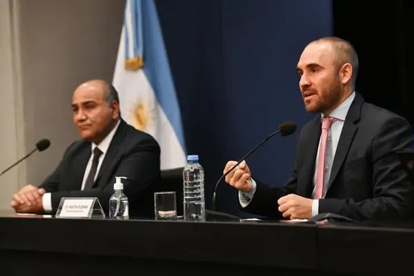 El jefe de Gabinete (izquierda) y el ministro de Economía (derecha). Foto: Ministerio de Economía