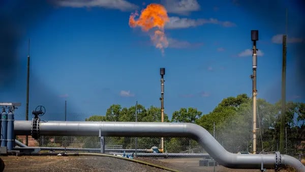 Biden Plan de Metano: Lucha contra la contaminación climática y aumento de preciosdfd