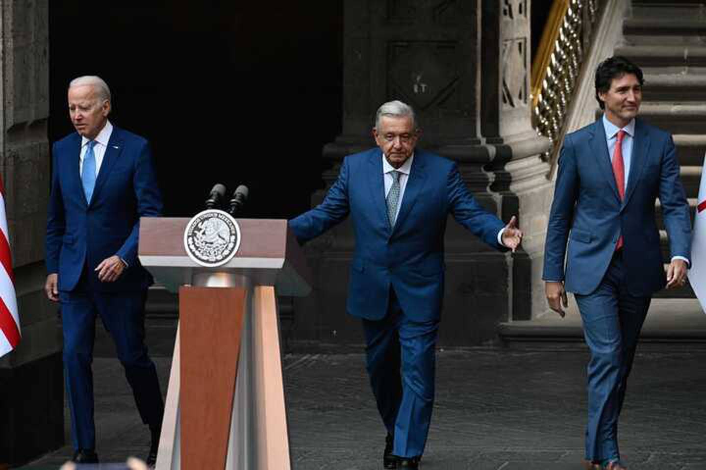 La Cumbre de Líderes de América del Norte en México concluye con una lista de acuerdos, pero con agendas dispersas, algunas dudas sobre temas que quedaron pendientes.