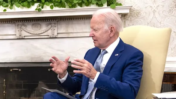 Tras masacre de Uvalde, Biden promete reunión sobre armas con el Congresodfd