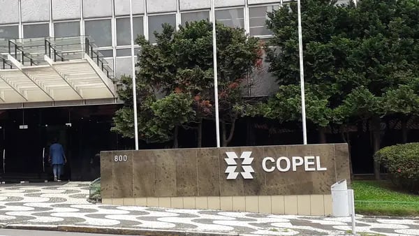 Quem comprou a Copel, estatal de energia privatizada pelo governo do Paranádfd