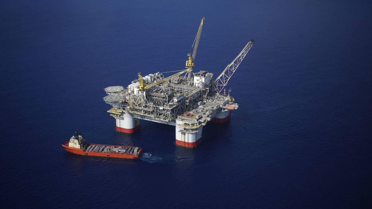 Petróleo podría alcanzar US$100 por barril en próximos meses: CEO Chevron