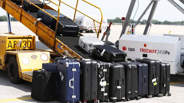 Reclamos por pérdida de equipaje en aeropuertos suben 30% en comparación con 2019dfd