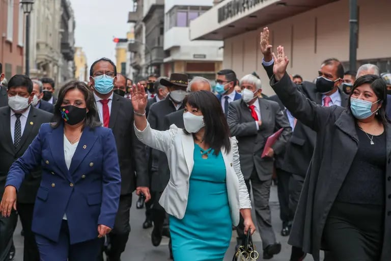 Voto de confianza en Perú: Mirtha Vásquez y el Gabinete Ministerial se presentan ante el Congreso de la República.dfd
