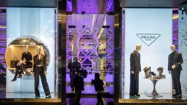 Prada quiere crear una marca de lujo más ecológica con su futuro CEOdfd