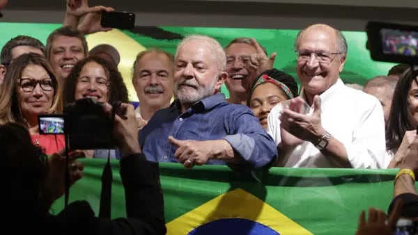 Brazil’s Lula to Unveil Multibillion Spending Plan to Pay for Social Aiddfd