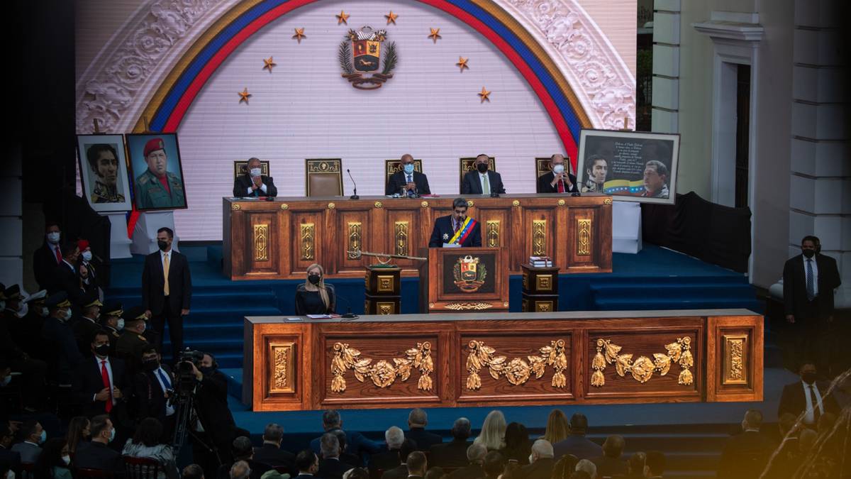 Parte del chavismo guarda silencio ante el revocatorio y se cuela posible sucesor
