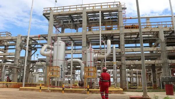 Pdvsa evalúa la reactivación de un gasoducto para exportaciones a Colombiadfd