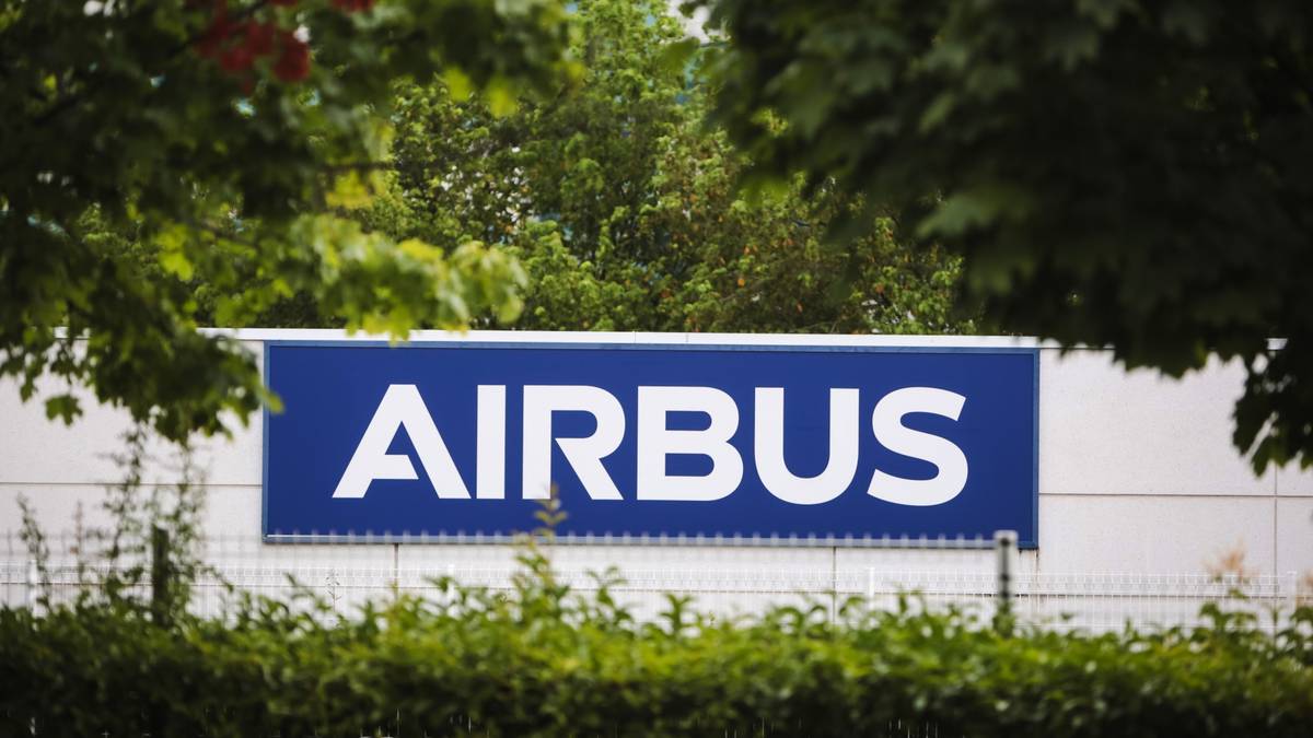 Airbus solo vendió un avión en septiembre, frenando aumento de pedidos