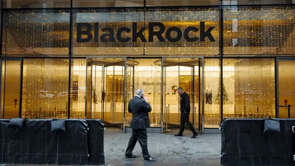 Ejecutivo de BlackRock pronostica un aumento del 40% en las operaciones de transferencia de riesgodfd