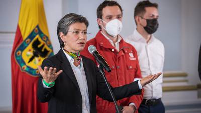 Claudia López criticó alza de tasas del BanRep: “respetable, pero muy debatible”dfd