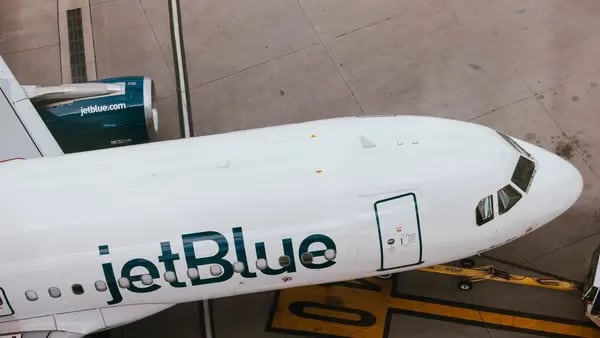JetBlue sufre su mayor caída desde 2020 por un paso en falso en América Latinadfd