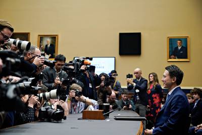 Cinco momentos clave de la comparecencia del CEO de TikTok en el Congreso de EE.UU.dfd