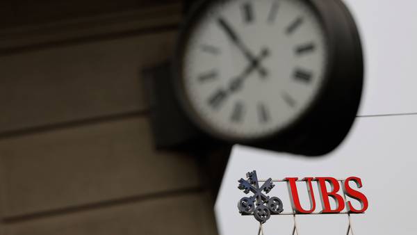 UBS y gobierno pactan US$10.000 millones para cubrir pérdidas con Credit Suissedfd