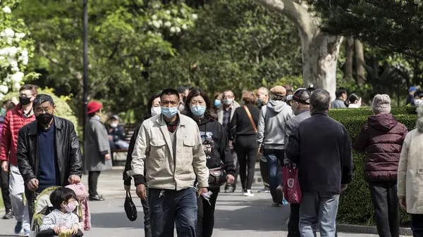 Los casos están aumentando en toda China y los 17,5 millones de residentes de Shenzhen se encuentran bajo confinamiento hasta el 20 de marzo. Fuente: Bloomberg