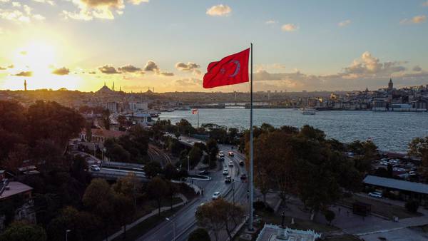 Reservas turcas pierden “impactante” cifra de US$4.800 millones en sólo una semanadfd