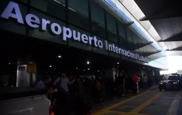En junio pasado se registraron al menos cinco apagones que afectaron por varias horas a los usuarios de la terminal aérea guatemalteca.