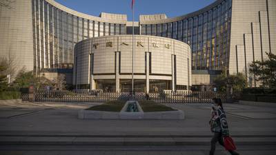 Las sanciones a Rusia ponen el foco en el Banco Central de Chinadfd