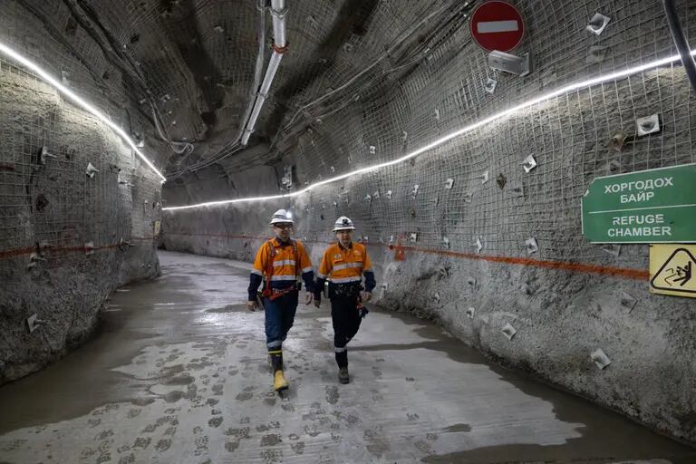 En Oyu Tolgoi, la construcción ha supuesto añadir un laberinto de 200 km de túneles de hormigón. Fotógrafo: SeongJoon Cho/Bloombergdfd