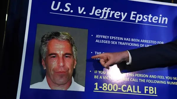 Epstein tenía sábanas extras para suicidarse ante cámaras inútilesdfd