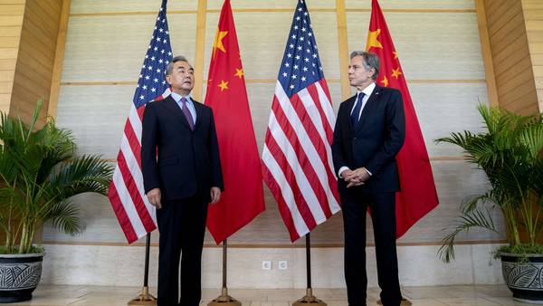 Diplomáticos de EE.UU. y China evalúan reunirse tras tensión por derribo de un globodfd