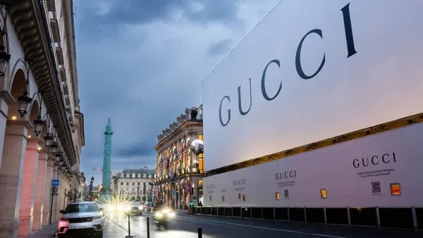 Kering, propietaria de Gucci, augura un primer trimestre difícil para el sector del lujodfd
