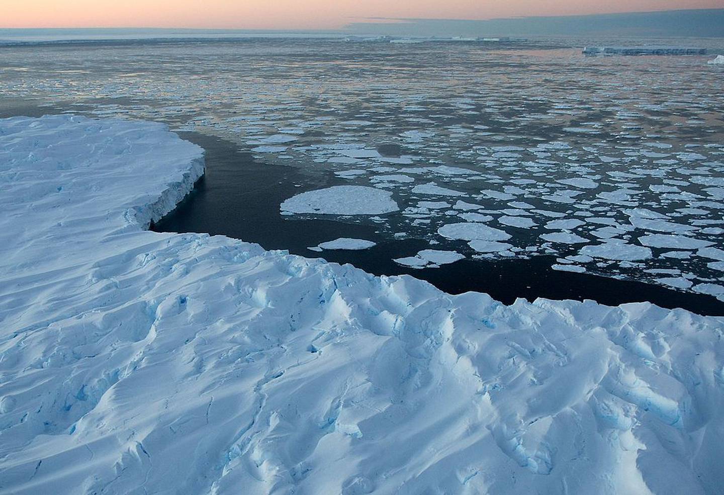 Hielo marino de la Antártida se reduce a la menor superficie registrada