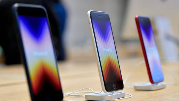 Apple rompería racha alcista tras reporte de recorte de producción de iPhonedfd