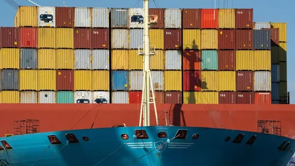 Maersk recortará 10.000 empleos para protegerse del descenso de los fletesdfd