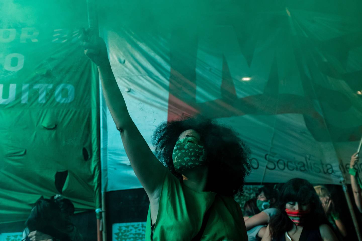 Una activista por el derecho al aborto celebra tras la legalización del derecho al aborto en Buenos Aires, Argentina, en diciembre de 2020. Fotógrafo: Anita Pouchard Serra/Bloomberg