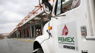 Refinación de Pemex se dispara en julio, pero la meta aún se ve lejos dfd
