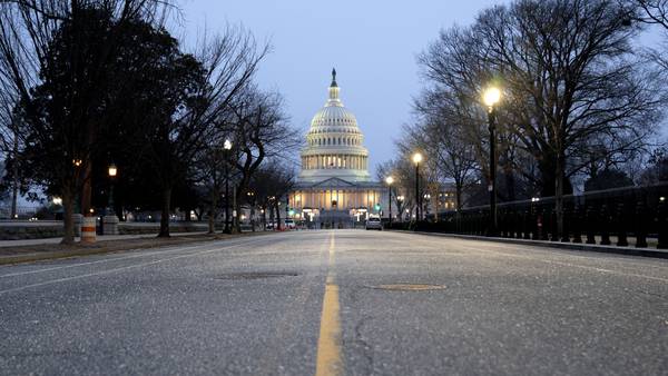 Negociación por techo de deuda ante nuevo obstáculo; republicanos abandonan reunióndfd