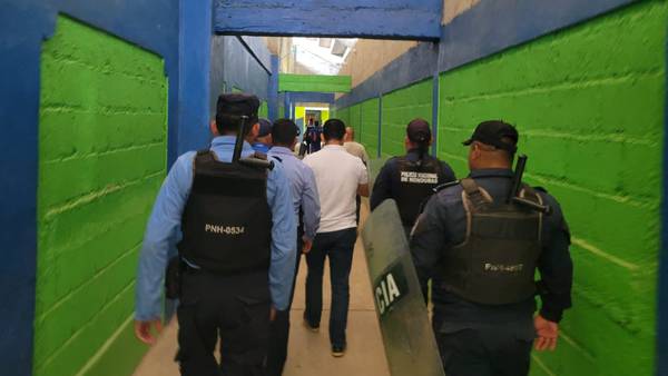Honduras registra nuevo tiroteo en cárcel un día después de anunciar desarme totaldfd