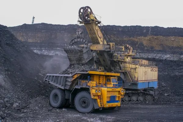 Plan de cierre de mina de Perú estremece a industria metalúrgica.
